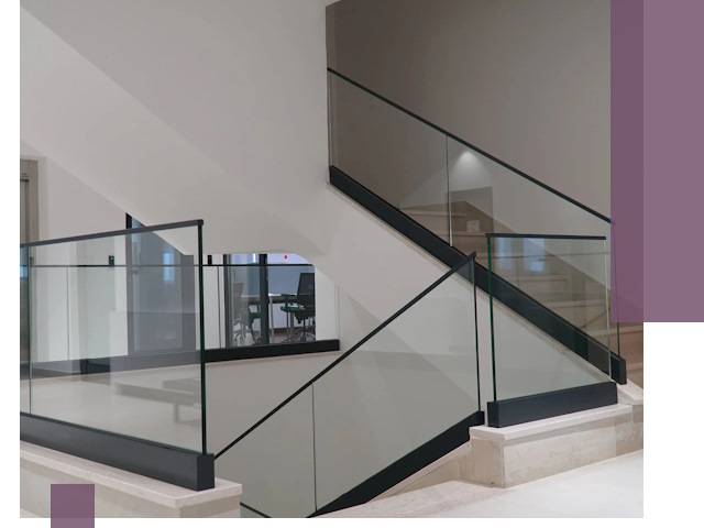 Стеклянные перила премиум-класса с установкой в Баксане