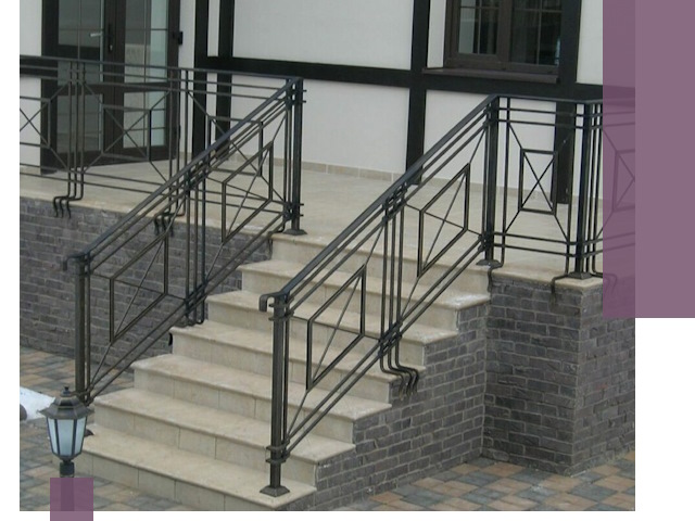 Перила для крыльца в Баксане — монтаж, изготовление и установка