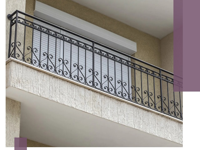 Балконные ограждения из металла и стекла в Баксане для домов