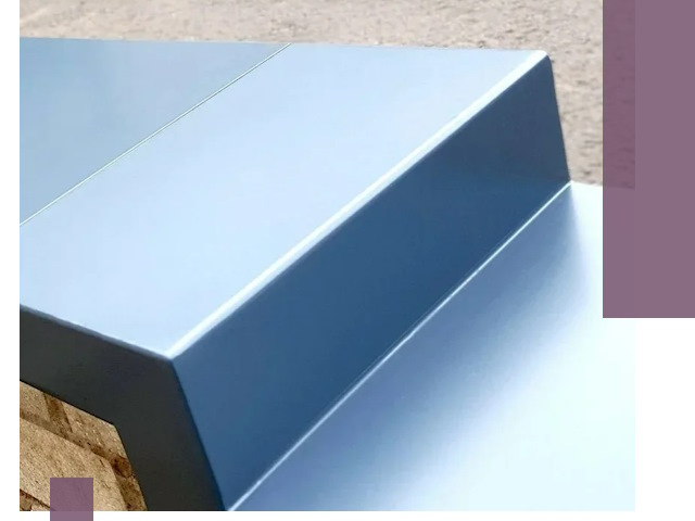 Крышки на парапет в Баксане: изготовление и монтаж под ключ